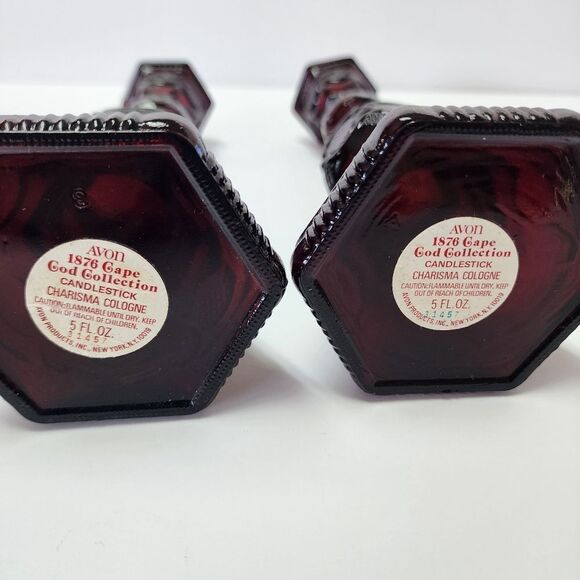 Vintage Avon Cape Cod Collection Set of 2 Candlesticks - Picture 5 of 6